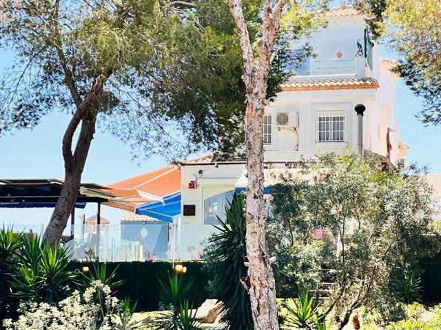 Chalet en venta en Orihuela Costa, Lomas de Cabo Roig-Los Dolses photo 0