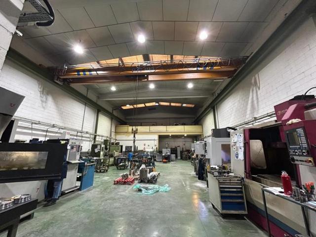 Nave industrial en venta en Rubí, Centre photo 0