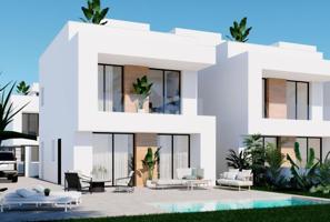 Chalet en venta en Orihuela Costa photo 0