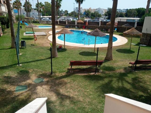 Piso en venta en Torremolinos, La Colina photo 0