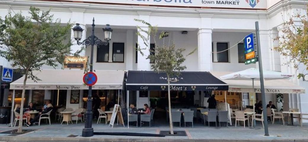 Local comercial en venta en Marbella, Marbella photo 0