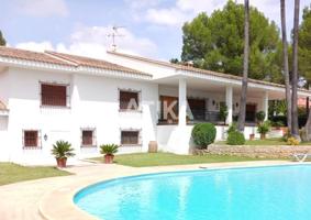 Chalet en venta en Ontinyent, Ontinyent photo 0