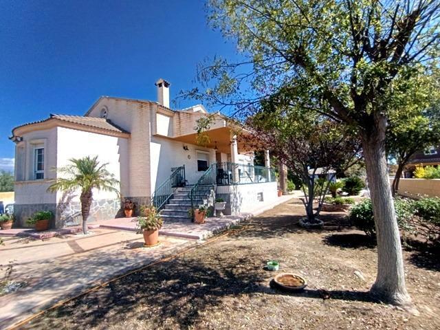 Chalet en venta en San Vicente del Raspeig, Villamontes-Boqueres photo 0