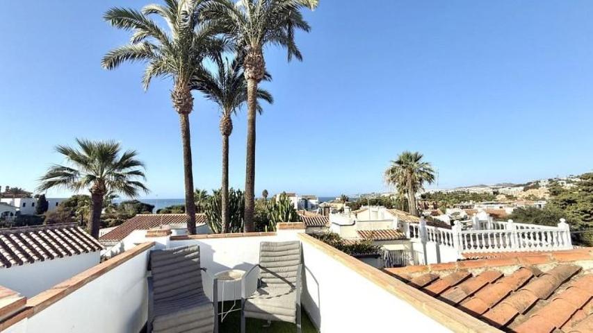 Chalet en venta en Mijas, Agua Marina photo 0