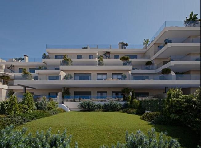 Apartamento en venta en Estepona, Costa Del Sol photo 0