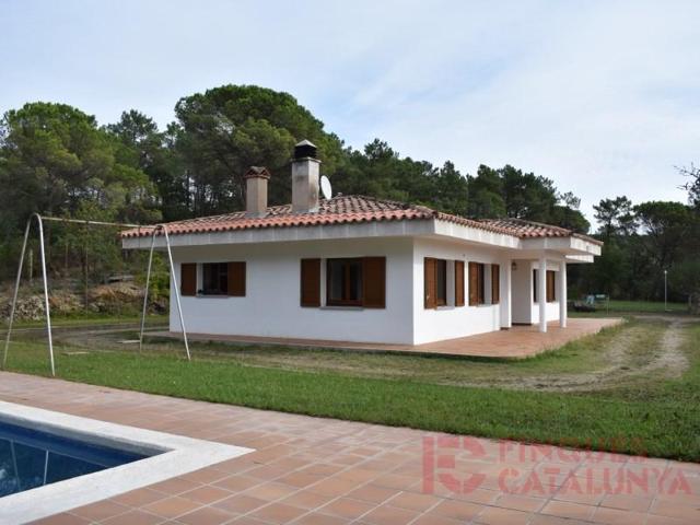 Chalet en venta en Llambilles photo 0
