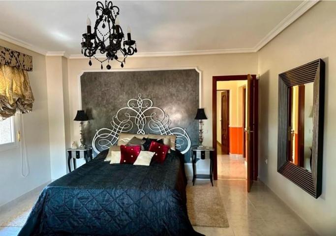 Chalet en venta en Rojales, Ciudad Quesada photo 0