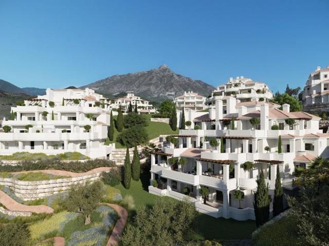Apartamento en venta en Marbella, Las Brisas photo 0