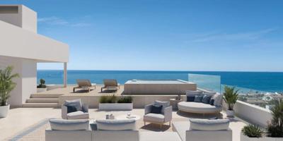 Apartamento en venta en Estepona photo 0