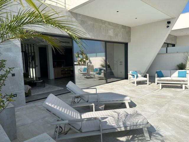 Chalet en venta en Almoradi, Comunidad valenciana photo 0