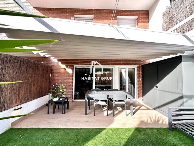 Duplex en venta en Sant Feliu de Llobregat photo 0