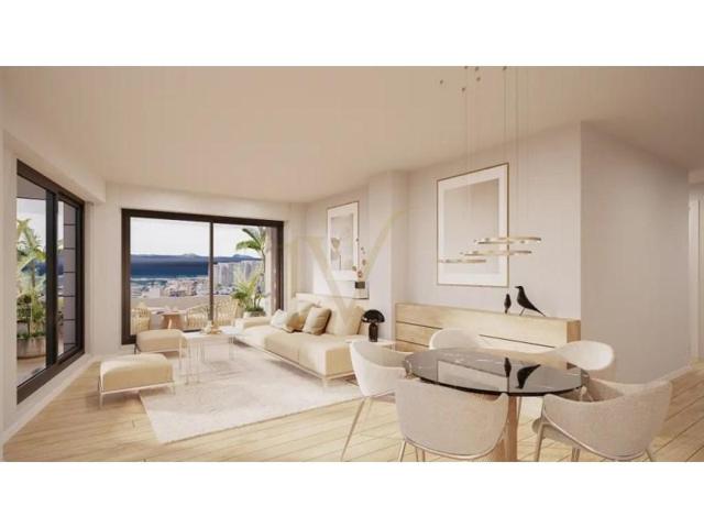 Apartamento en venta en Estepona photo 0