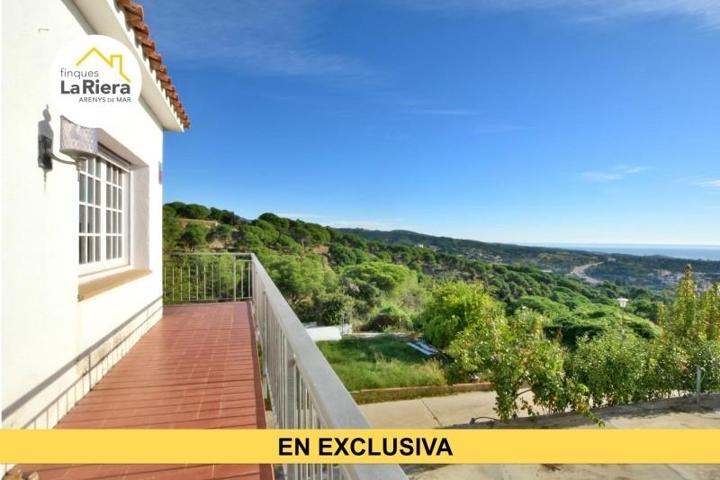 Chalet en venta en Arenys de Munt photo 0