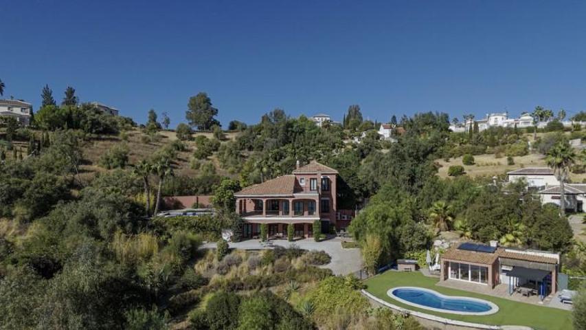 Chalet en venta en Viñuela, South of spain photo 0