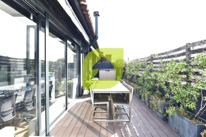 Oficina en venta en Barcelona, La Vila Olímpica del Poblenou photo 0