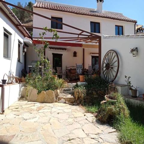 Chalet en venta en Casares, Costa Del Sol photo 0