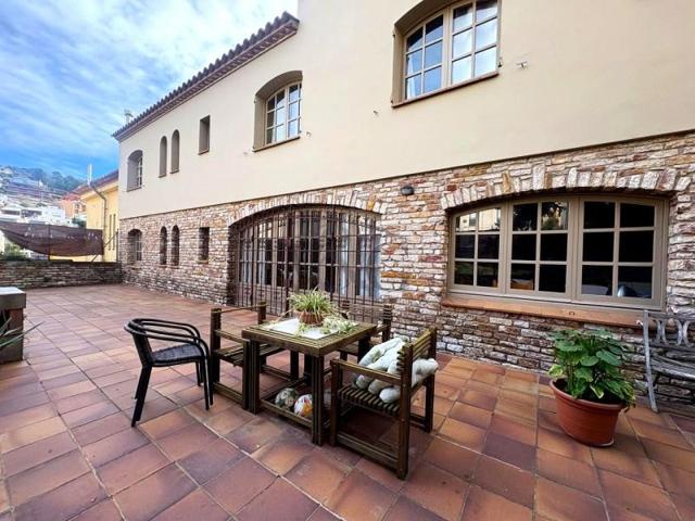 Chalet en venta en Begur photo 0