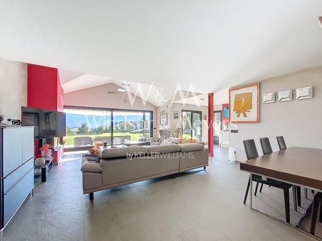 Casa en venta en Montferrer i Castellbò photo 0