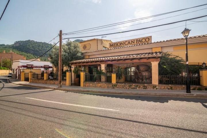 Local comercial en venta en Andratx, Andratx Pueblo photo 0