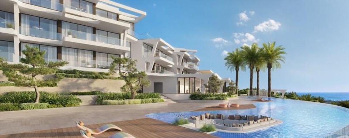 Apartamento en venta en Estepona photo 0