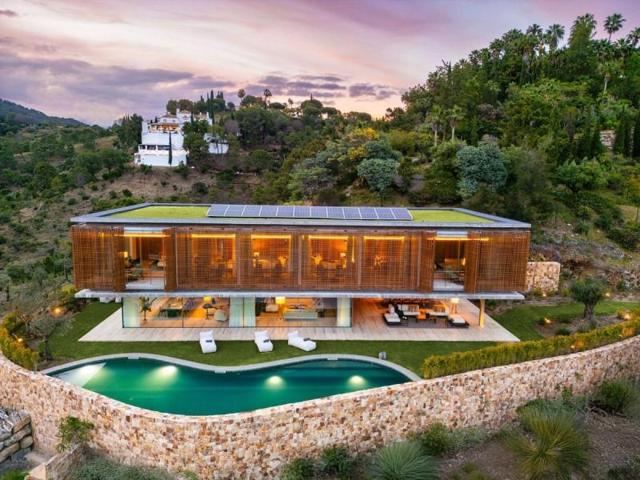 Chalet en venta en Benahavís, Benahavís photo 0