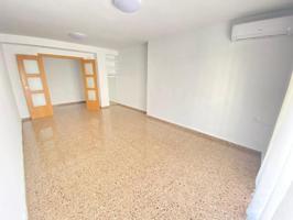 Piso en alquiler en Mislata, DOCTOR MARAÑON photo 0