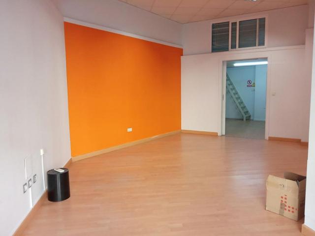 Local comercial en venta en La Roda, Puerta de la Villa photo 0