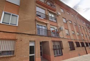 Piso en venta en Villarrobledo, Villarrobledo photo 0