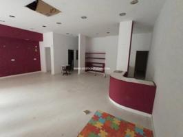 Local comercial en venta en Talavera de la Reina, Los Tres Olivos photo 0