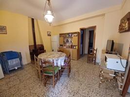 Casa con terreno en venta en Villalgordo del Júcar, Villalgordo Del Jucar photo 0