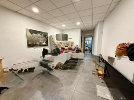 Local comercial en venta en Benidorm, Levante photo 0