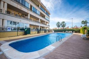 Apartamento en venta en Orihuela Costa, Punta Prima photo 0