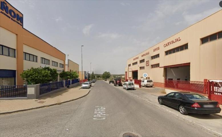Nave industrial en venta en Lucena, Lucena photo 0