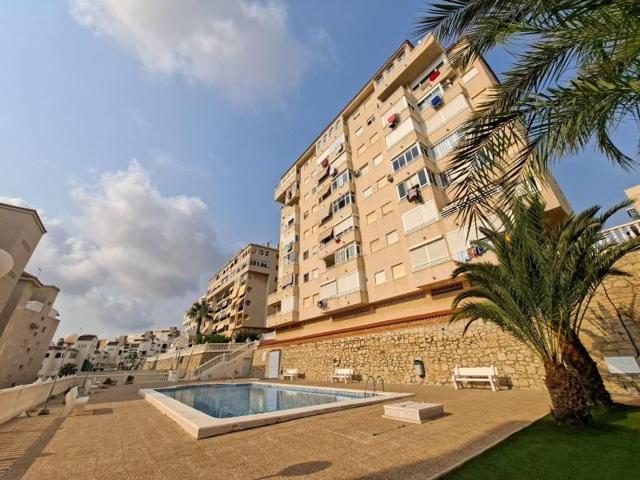 Apartamento en venta en Arenales del sol, Tercera linea playa photo 0