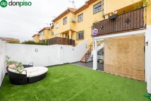 Adosada en venta en Vegas del Genil, Vega de granada zona noroeste photo 0