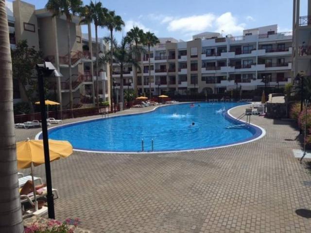 Piso en venta en Arona, Palm Mar photo 0