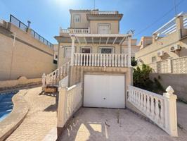 Chalet en venta en San Miguel de Salinas, Las filipinas photo 0