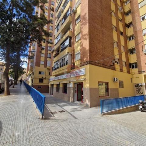 Local comercial en venta en Málaga, Parque Victoria Eugenia photo 0