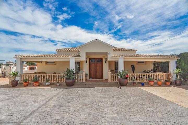 Chalet en venta en Almoradi, Comunidad valenciana photo 0