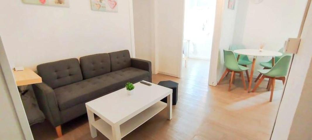 Piso en alquiler en Granada, Calle Doctor García y García de Castro, 18015 photo 0