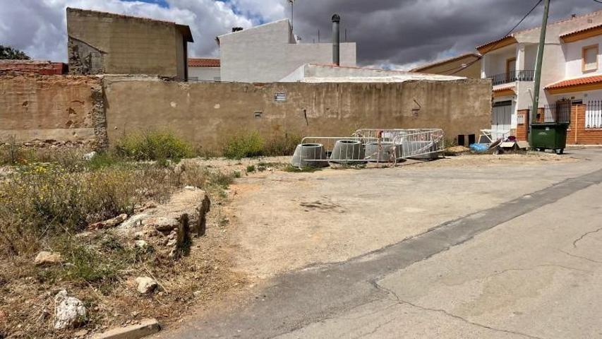 Terreno en venta en Fuentealbilla, FUENTEALBILLA photo 0