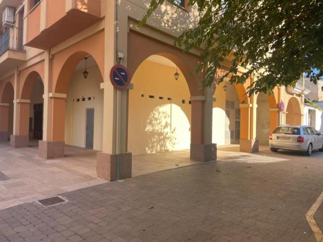 Local comercial en venta en Casas-Ibáñez, Centro photo 0