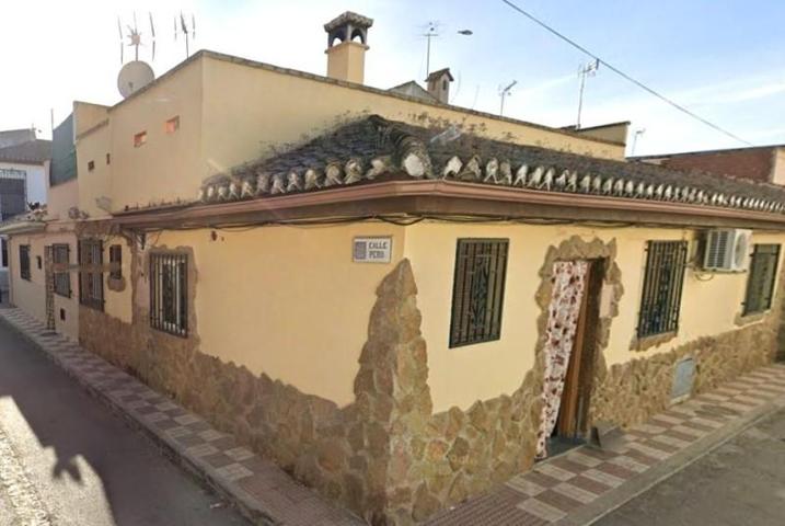 Chalet en venta en Santa Fe, Calle Costa Rica, 18320 photo 0