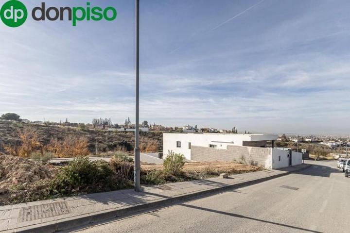 Terreno en venta en Zubia, Altos de la Zubia photo 0
