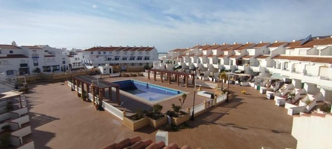 Adosada en venta en Calahonda, Carchuna photo 0