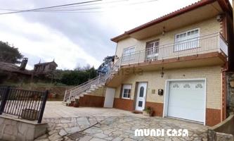 Casa en venta en Boiro, Boiro photo 0