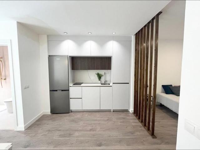 Apartamento en venta en Málaga, Centro photo 0