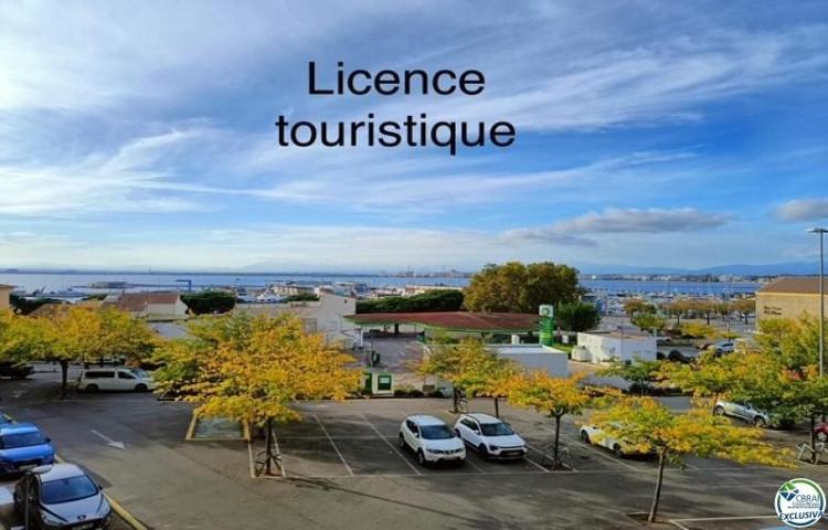 Apartamento en venta en Roses, Centre photo 0