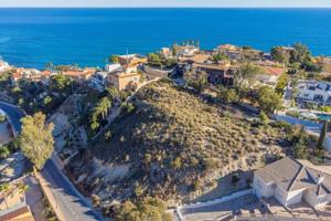 Terreno en venta en El Campello photo 0