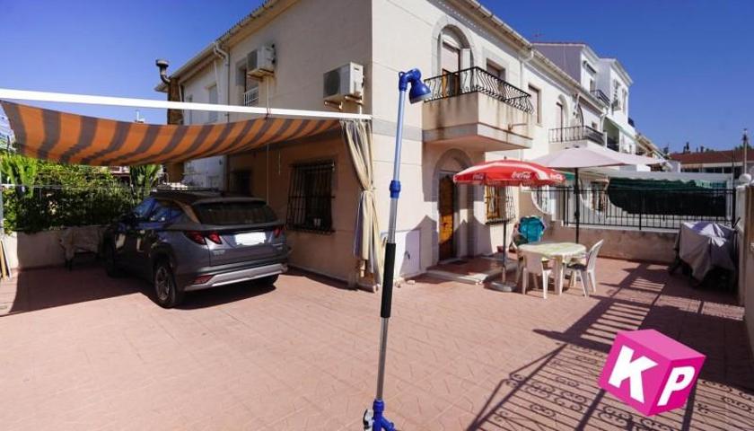 Bungalow en venta en Santa Pola, Carrer Ondara, 03130 photo 0